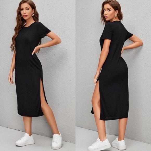Dresses & Skirts - Short sleeve midi length slit tee dress casual boho black